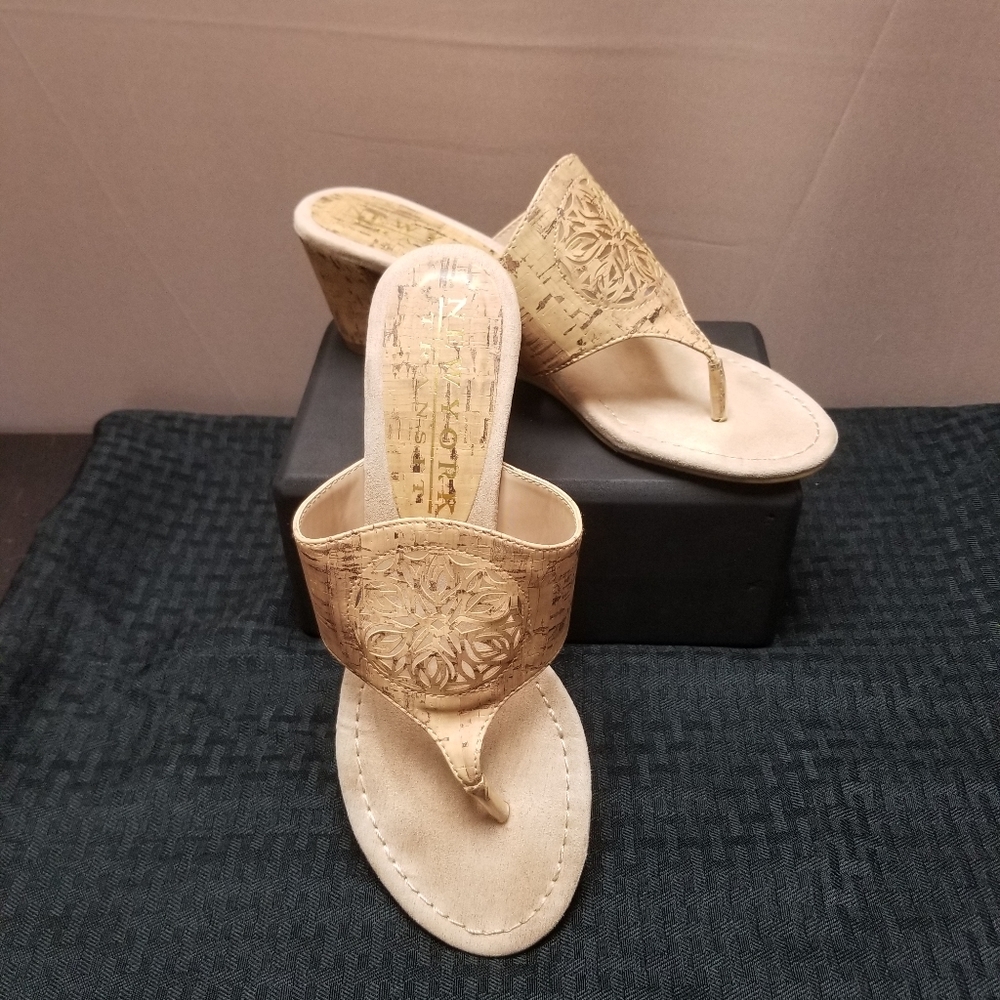 Cork wedge sandals